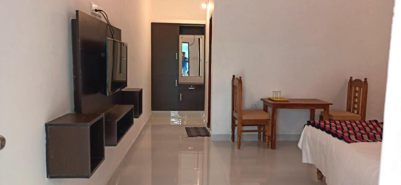 Hotel Neptune Kovalam Thiruvananthapuram Exterior foto
