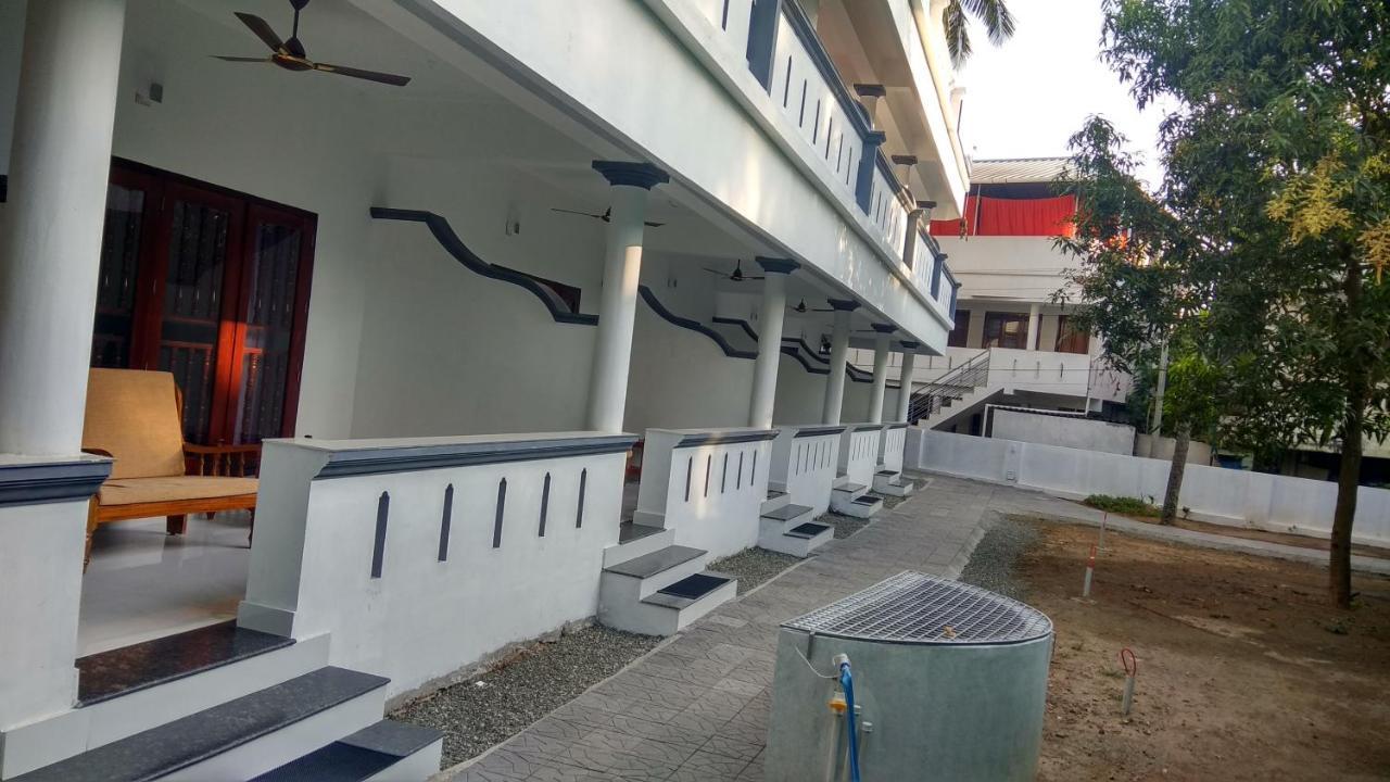 Hotel Neptune Kovalam Thiruvananthapuram Exterior foto
